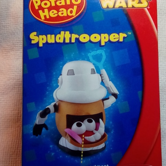 Star Wars Spud Trooper Mr. Potato Head - Picture 8 of 8